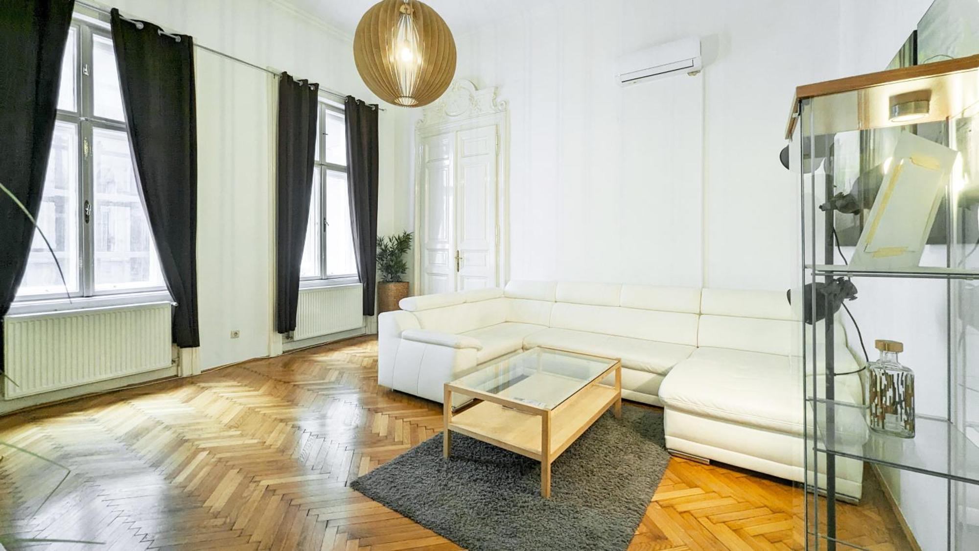 Heart Of The City, Entire Very Big Apartment Budapesta Exterior foto