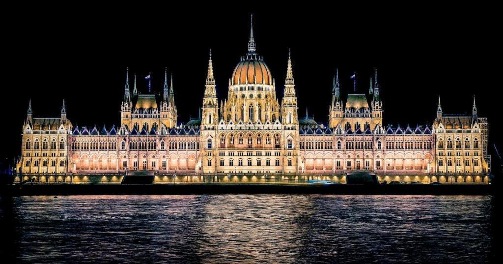 Heart Of The City, Entire Very Big Apartment Budapesta Exterior foto