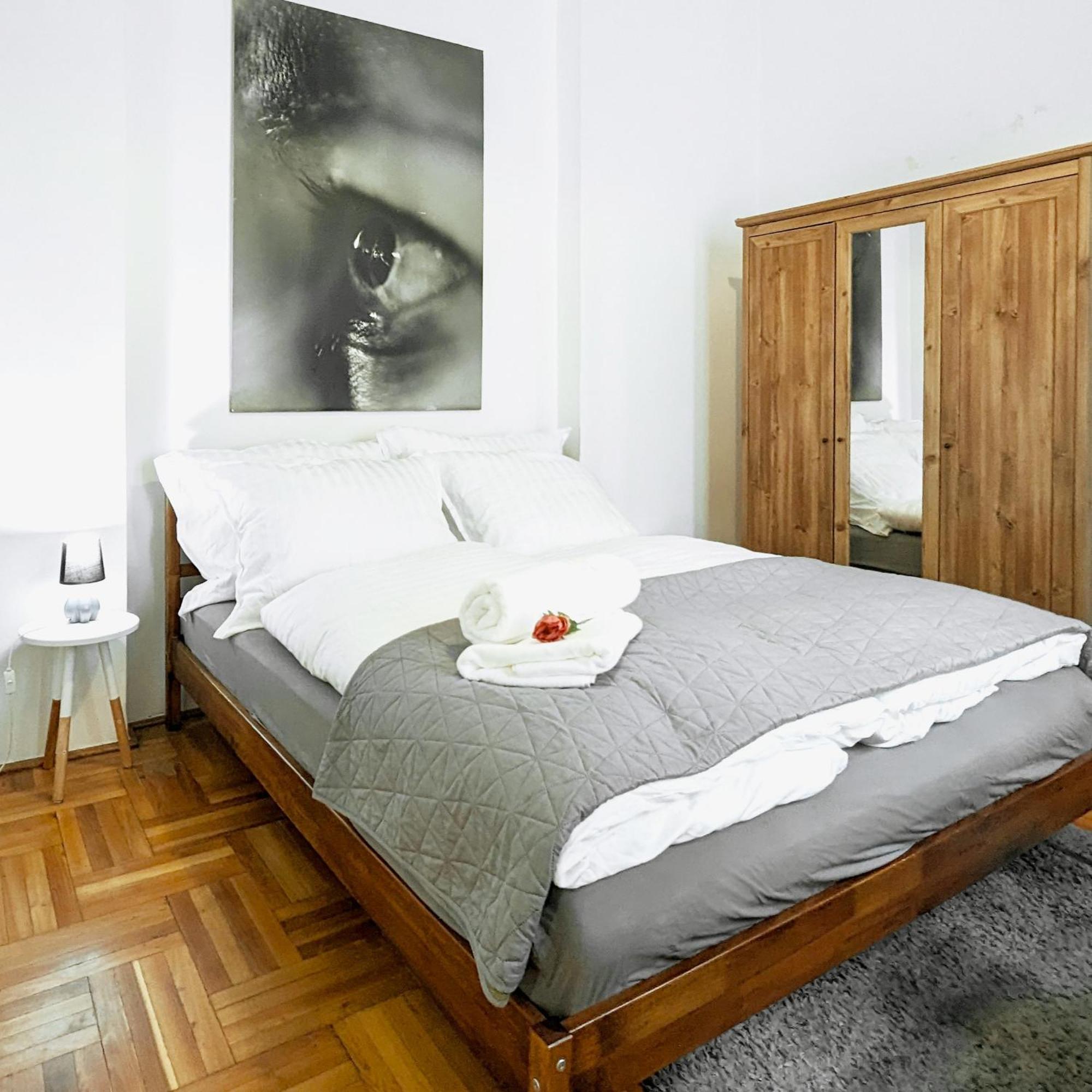 Heart Of The City, Entire Very Big Apartment Budapesta Exterior foto