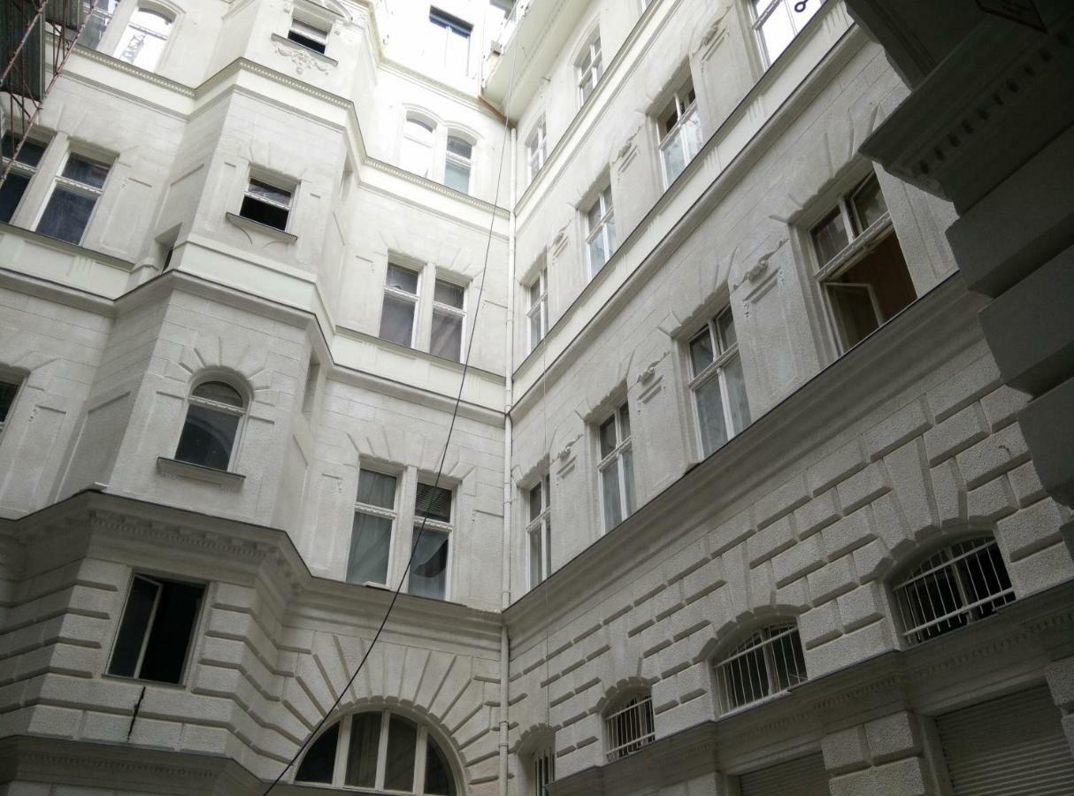 Heart Of The City, Entire Very Big Apartment Budapesta Exterior foto