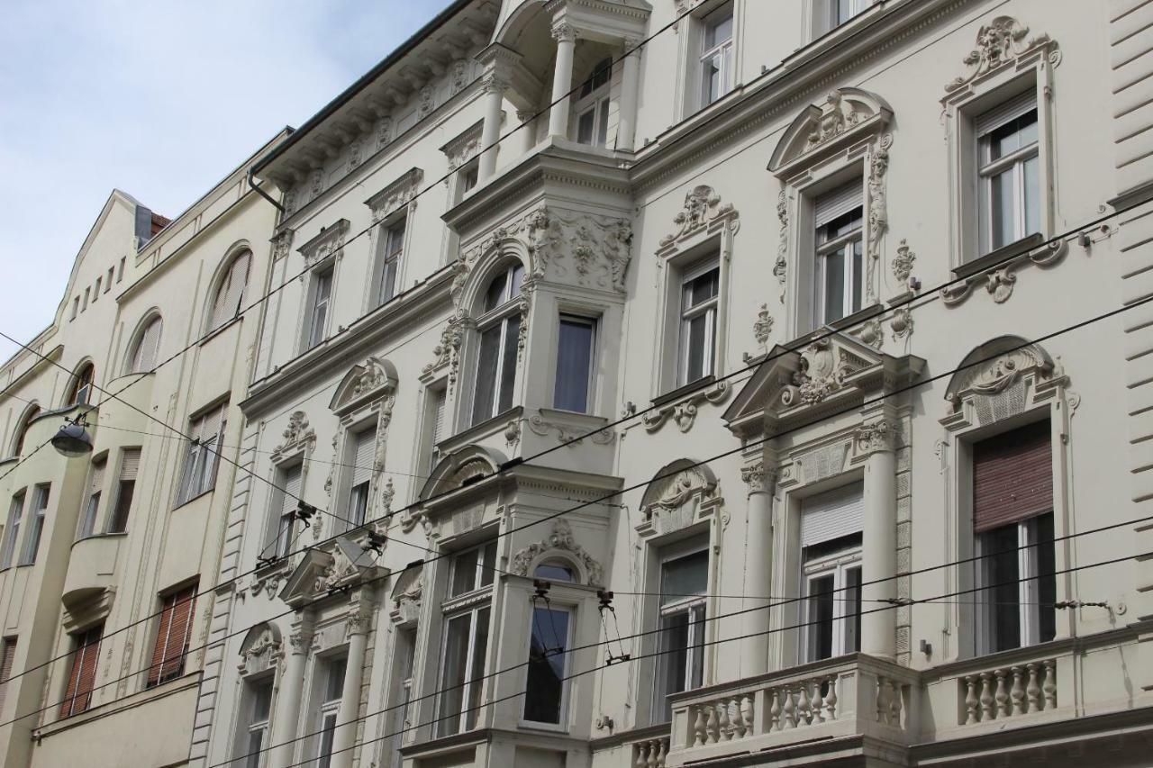 Heart Of The City, Entire Very Big Apartment Budapesta Exterior foto